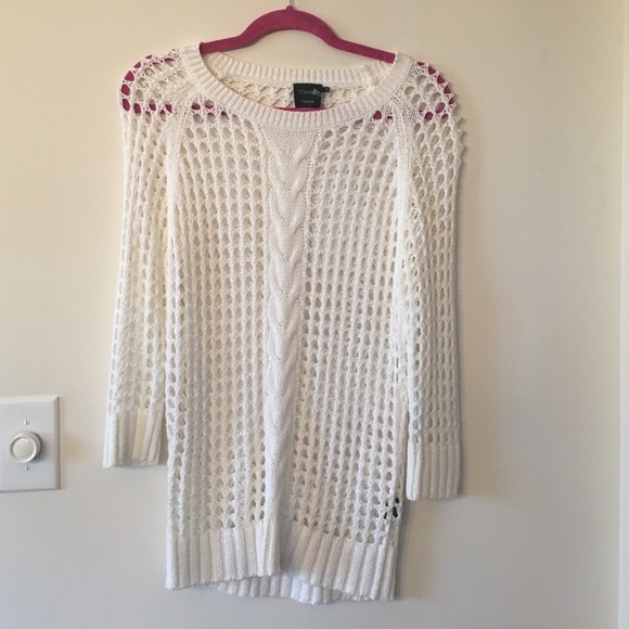 White small sweater by Cliche - Picture 1 of 2