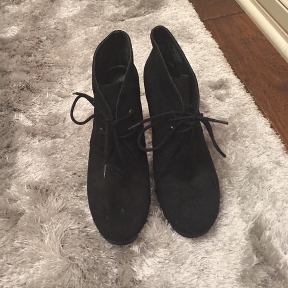 Nine West booties size 6.5