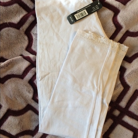 White lace leggings NWT