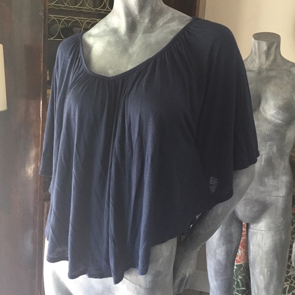 Top - Picture 2 of 2