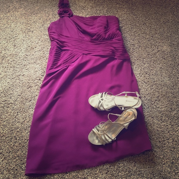 Fushia polyester one shoulder cocktail dress.
