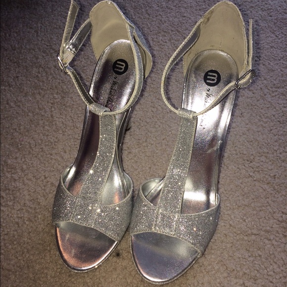 High heels - Picture 2 of 4