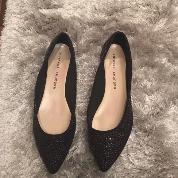 Chinese laundry flats size 7