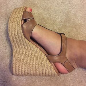 Aldo wedge sandals