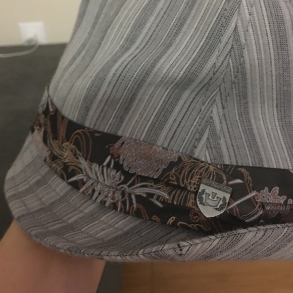 Fun fedora! - Picture 2 of 3