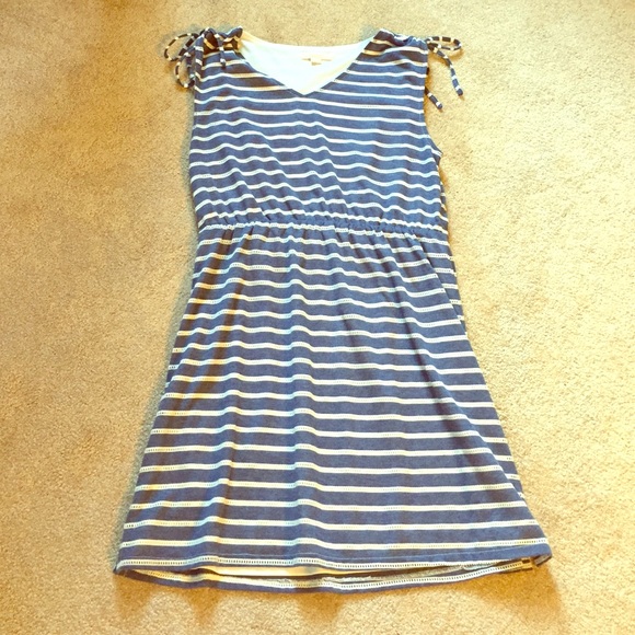 Tulle dress with ties  size medium