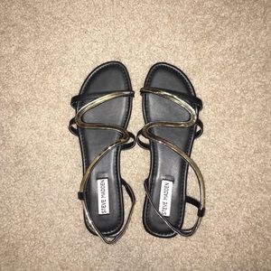 Steve Madden Burgundy Baden Sandals