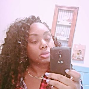 Meet your Posher, Shenece