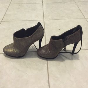 Brian B Atwood fruteria shimmer ankle bootie