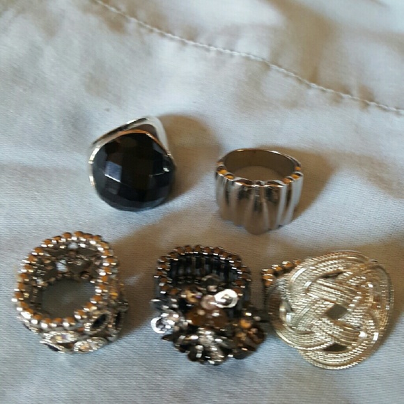 Jewelry - Assorted rings