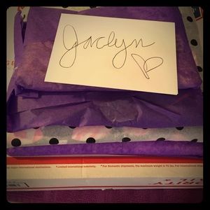 Packaging pic for Jaclyn! 😃🎉🛍🎁