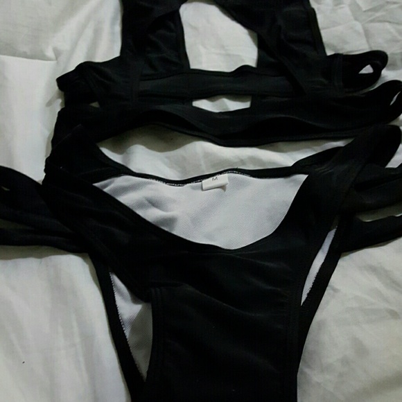 New Strappy Women Push Up Bikini Set black - Picture 3 of 4