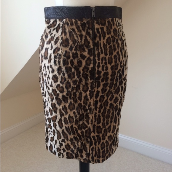 ❌❌❌❌NWT Elizabeth and James Leopard Pencil Skirt - Picture 2 of 4