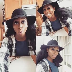 Meet your Posher, Romie