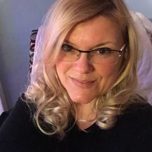 Meet your Posher, Alesia