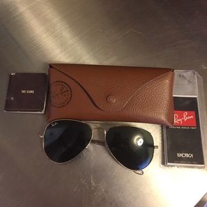 RayBan aviator sunglasses
