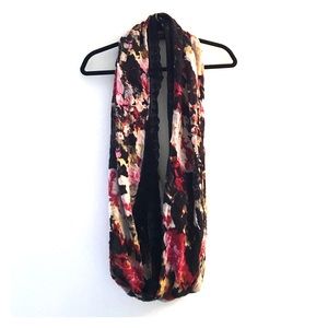 Kimchi Blue floral circle scarf