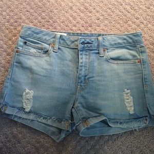 Slim Cut Off Gap Shorts