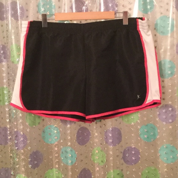 Exercise shorts