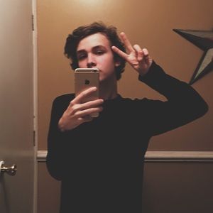 Meet your Posher, Dylan