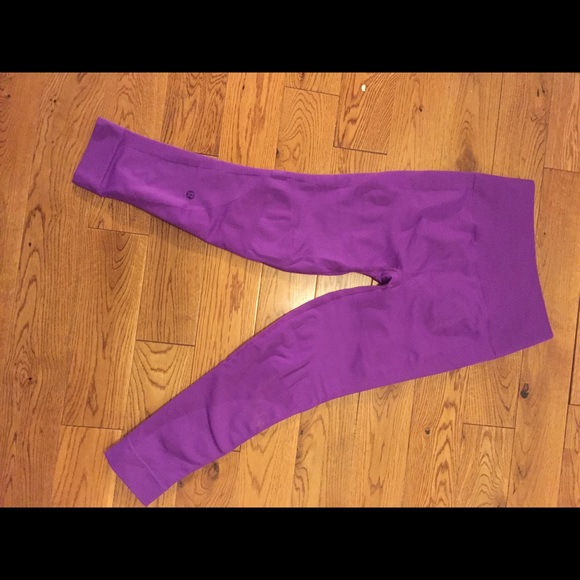 Lululemon Zone In Crop