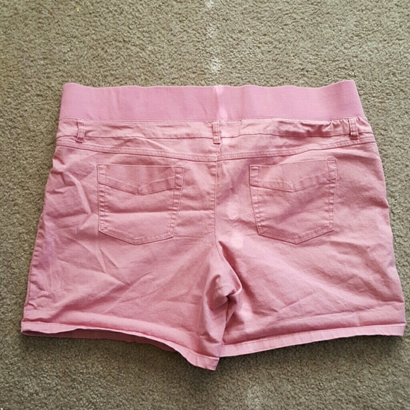 Maturity shorts - Picture 2 of 2