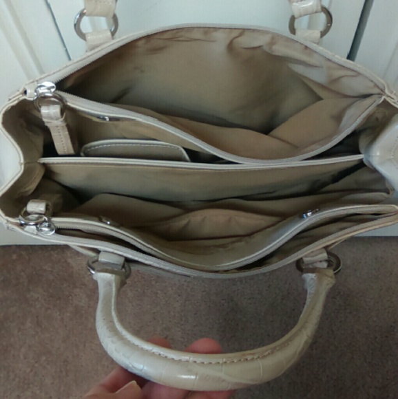 Shoulder bag - Picture 3 of 4