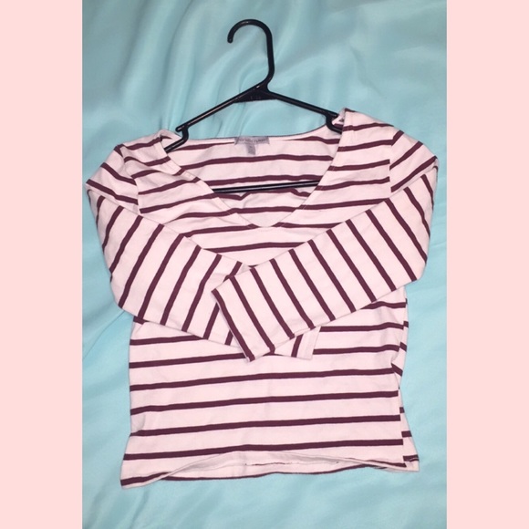 Red & white crop top