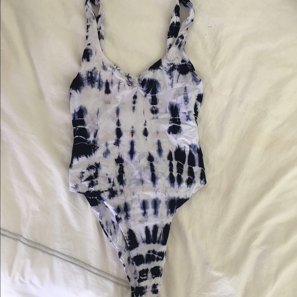 Planet Blue L One Piece-SOLD - Picture 1 of 2