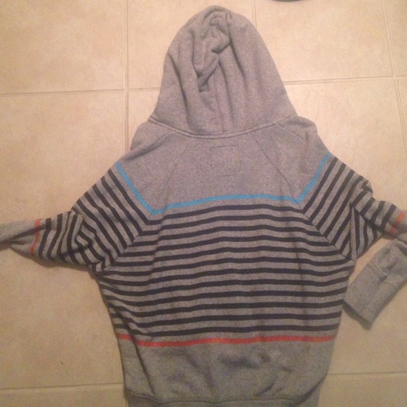 Slouchy AE Hoodie - Picture 4 of 4