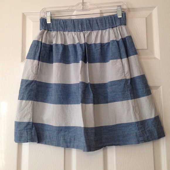 GAP Dresses & Skirts - GAP 1969 Chambray Elastic Waist Skirt