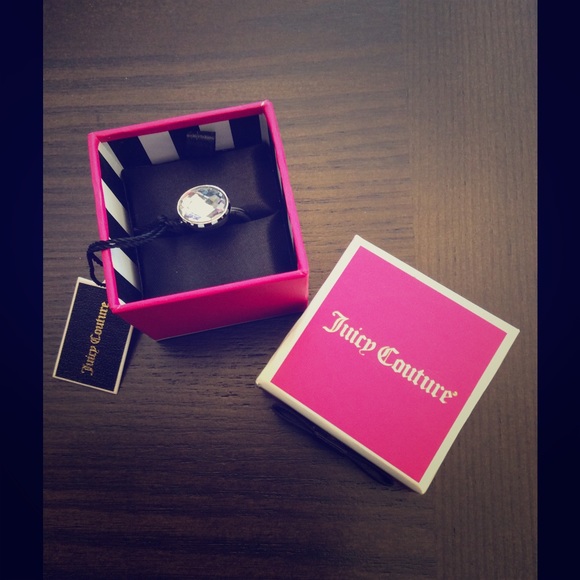 💥SOLD💥NIB Juicy Couture Solitaire Ring