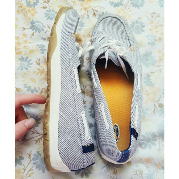 blue&white Sperry lookalikes