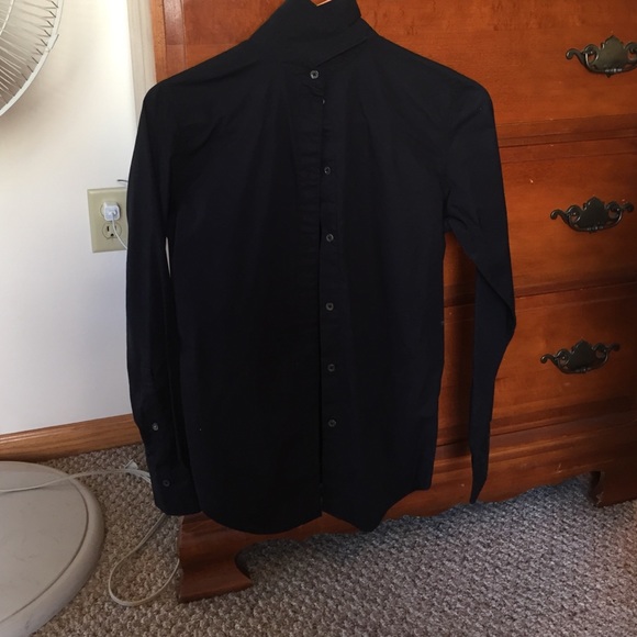 Black fitted dress shirt