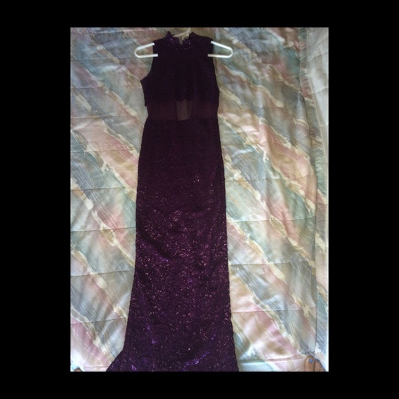 ‼️Now selling for $20‼️Dress