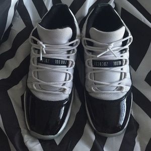 Jordan Retro 11 Low