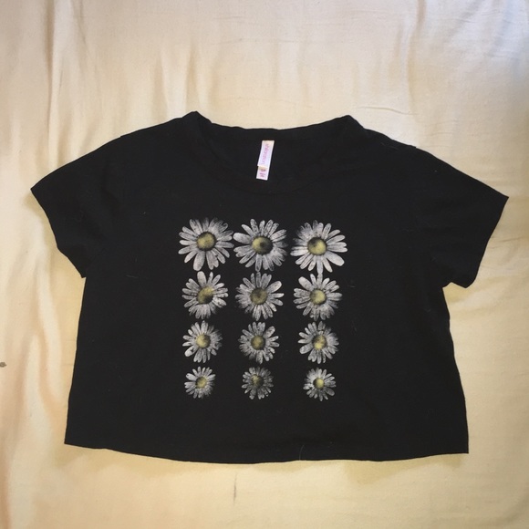 Black flower crop top