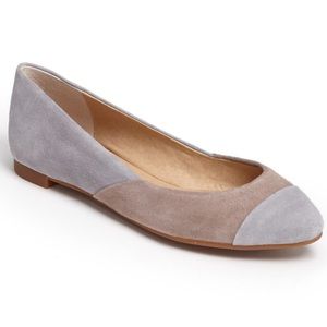 BNIB Splendid Ilia Suede Flats Size 6 Grey and Tan