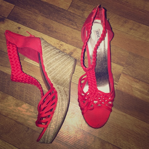 🚫SOLD🚫 Steve Madden wedges