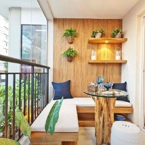 Meet your Posher, Marcia