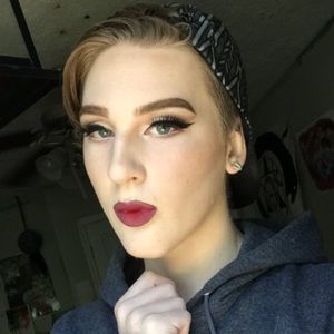 Meet your Posher, Aidan