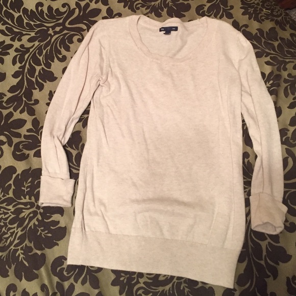 Three quarter length sweater