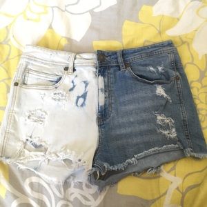 Kendall&kylie high waisted shorts