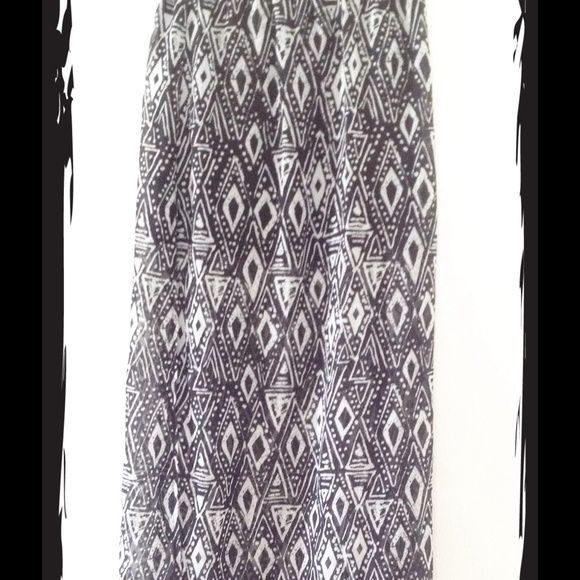 Black and white tribal maxi skirt - Picture 2 of 2