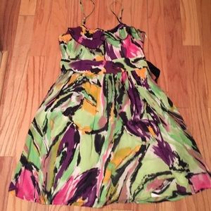 Bright patterned dress / Size M