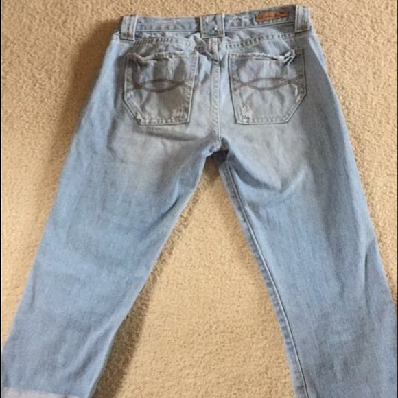 Abercrombie and Fitch capris - Picture 1 of 2