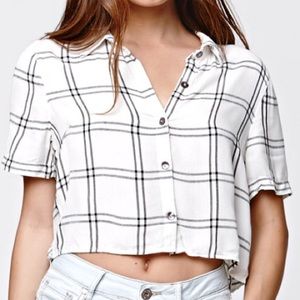 PacSun grid crop top