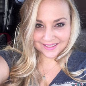 Meet your Posher, Carrie