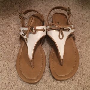 White, tan, and gold sandals, size 7!