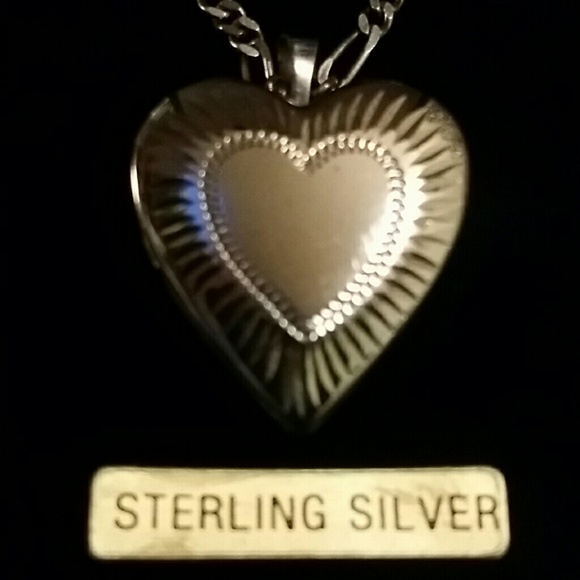SILVER heart locket chain & box NEW